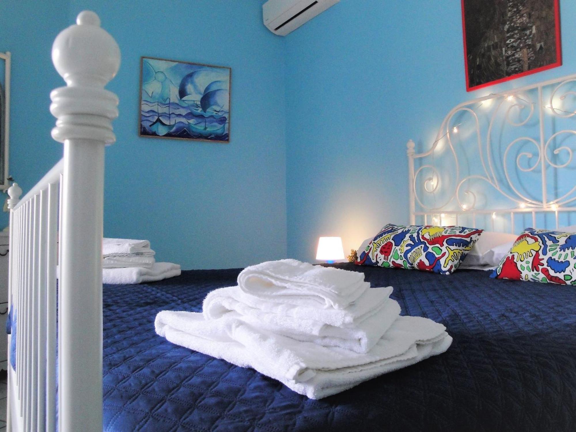 Garibaldi Holiday House เนเปิลส์ ภายนอก รูปภาพ