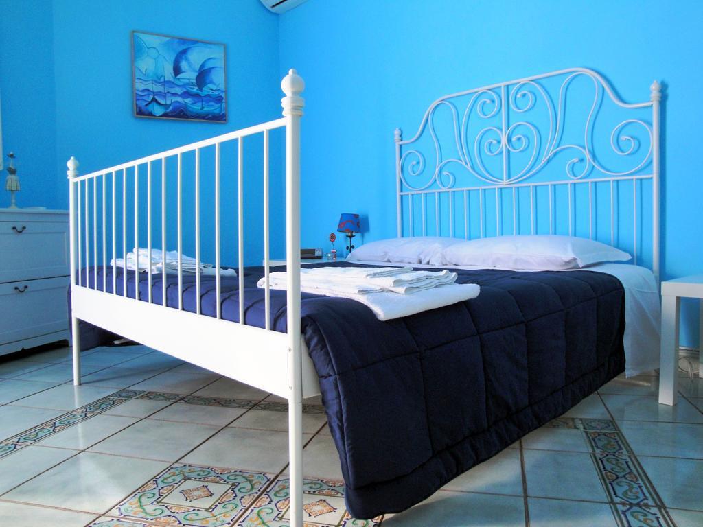 Garibaldi Holiday House เนเปิลส์ ภายนอก รูปภาพ